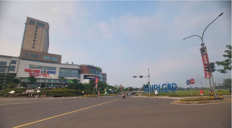 Spot Lari Sore